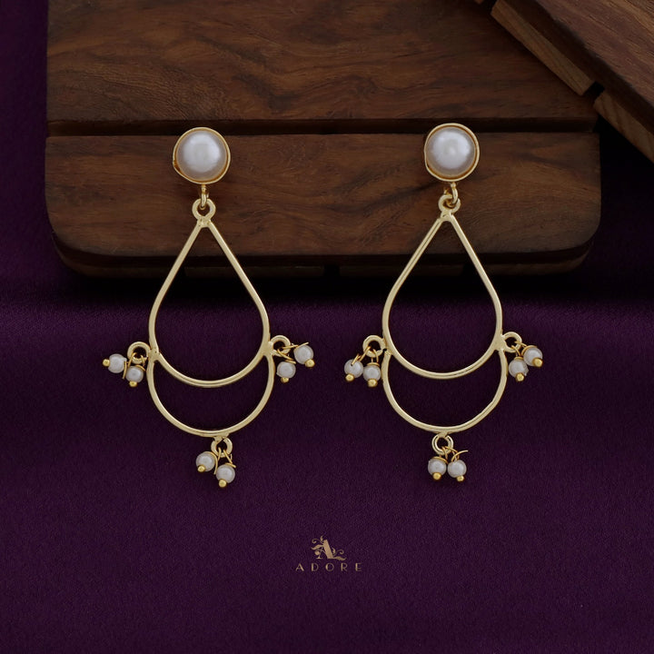 Golden Drop Pearl Glossy Round Earring