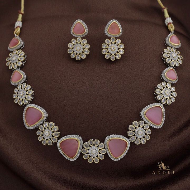 Theerdha Dual Tone Neckpiece With Earring