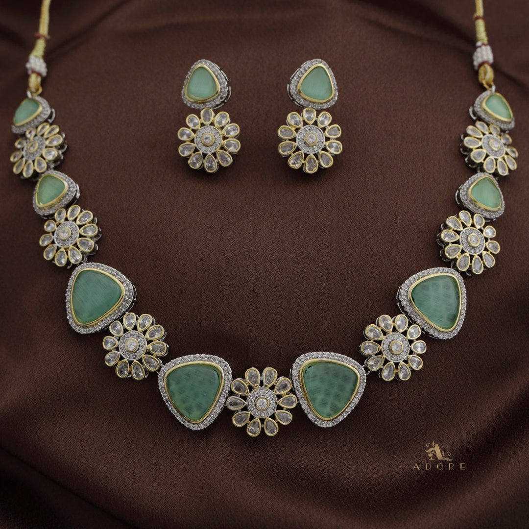 Theerdha Dual Tone Neckpiece With Earring