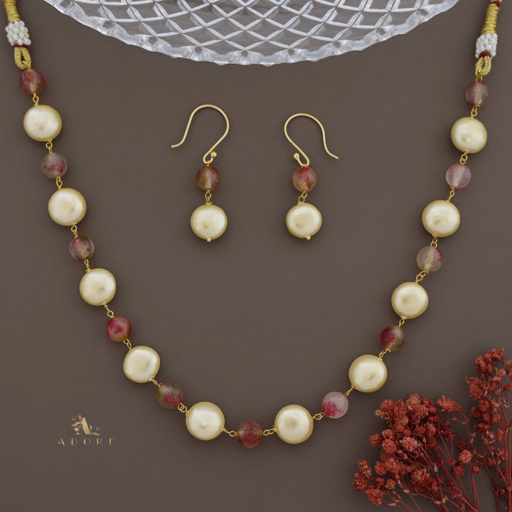 Harriet Pearl Neckpiece With Drop