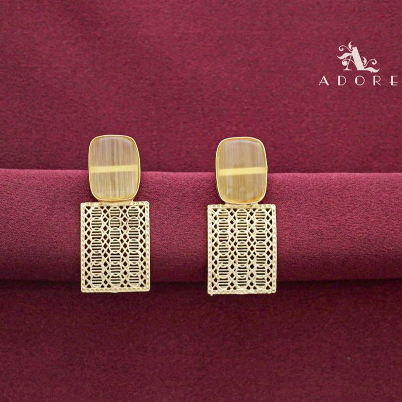 Aagney Foil Curvy Rectangle Earring