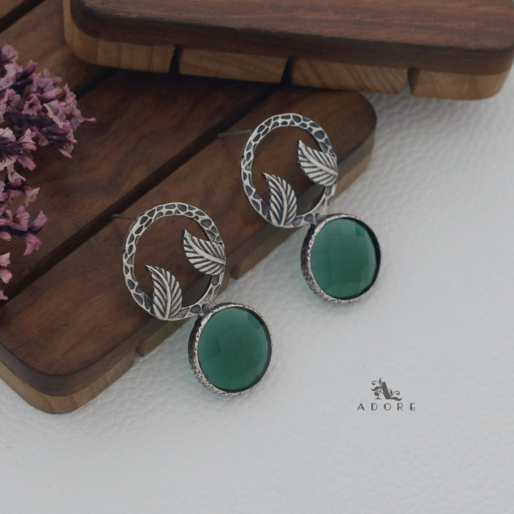 Round Leafy Glossy Earring
