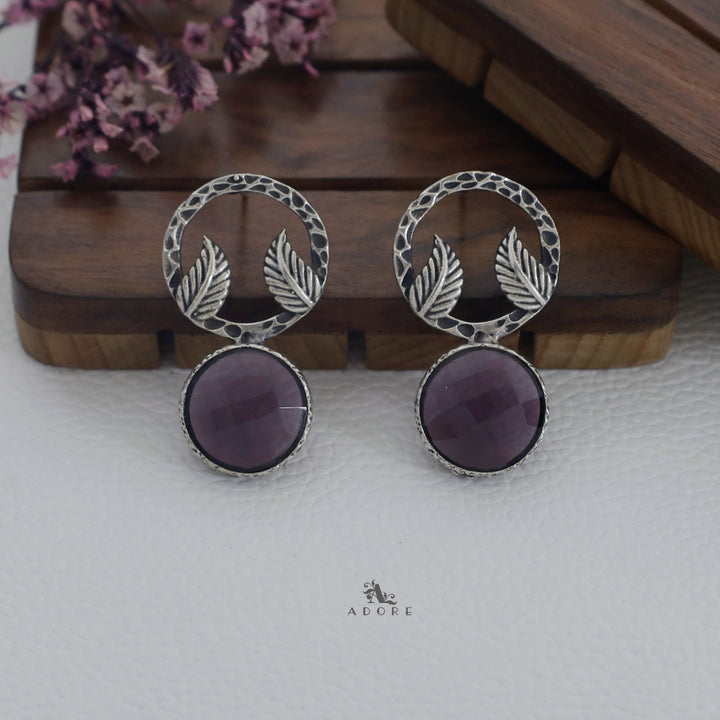 Round Leafy Glossy Earring