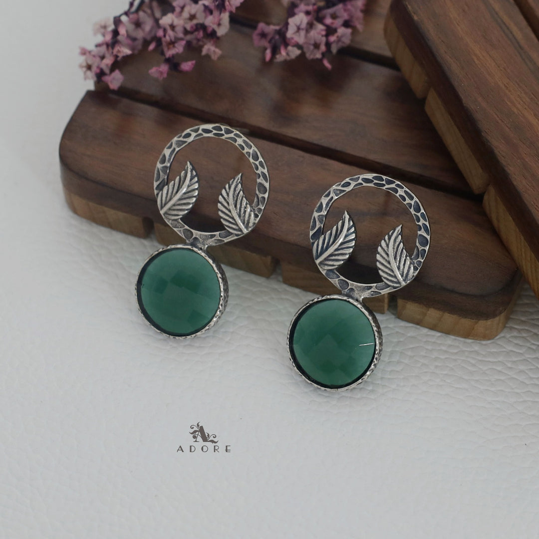Round Leafy Glossy Earring