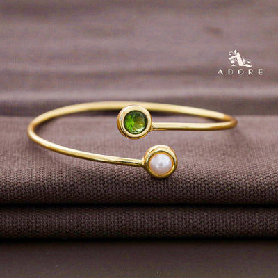 Round Glossy + Pearl Bangle