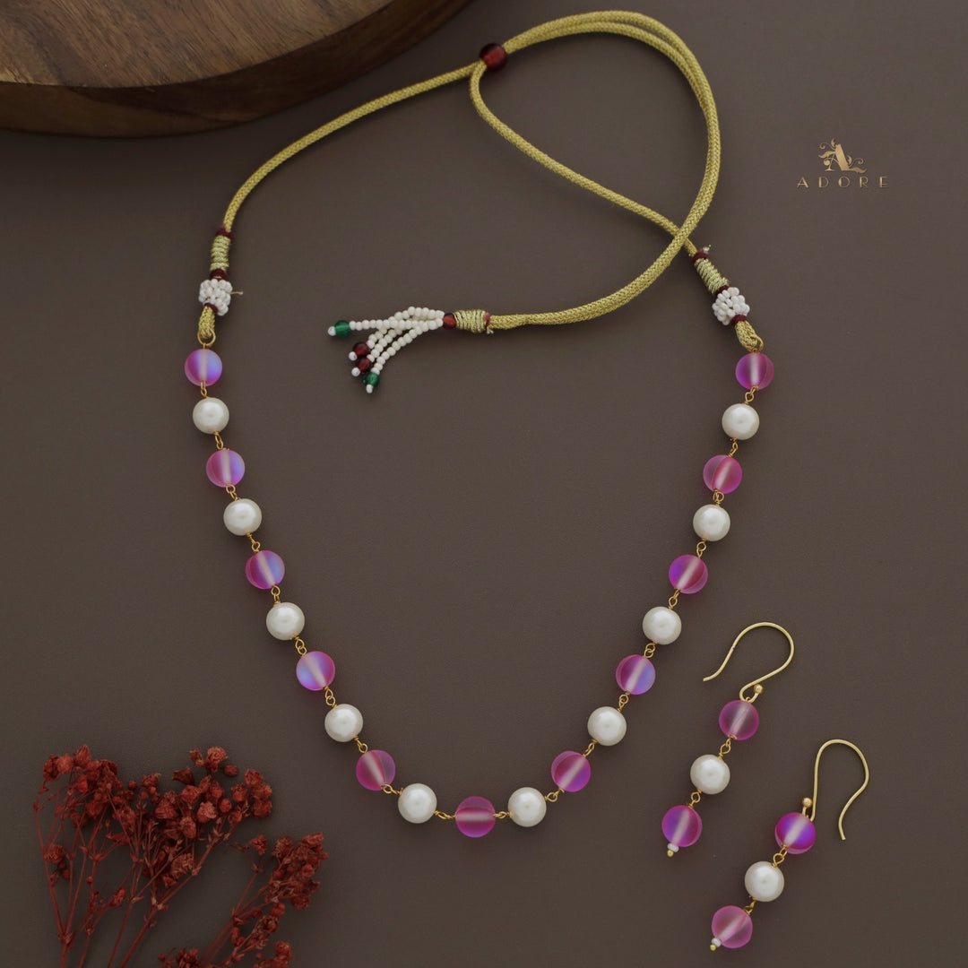 Sapphira Pearl Short Neckpiece With Drop