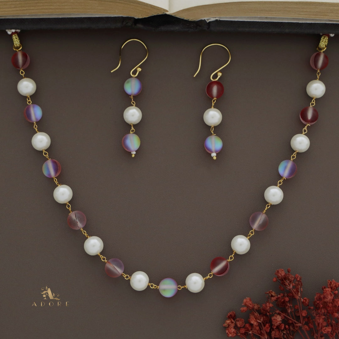 Sapphira Pearl Short Neckpiece With Drop