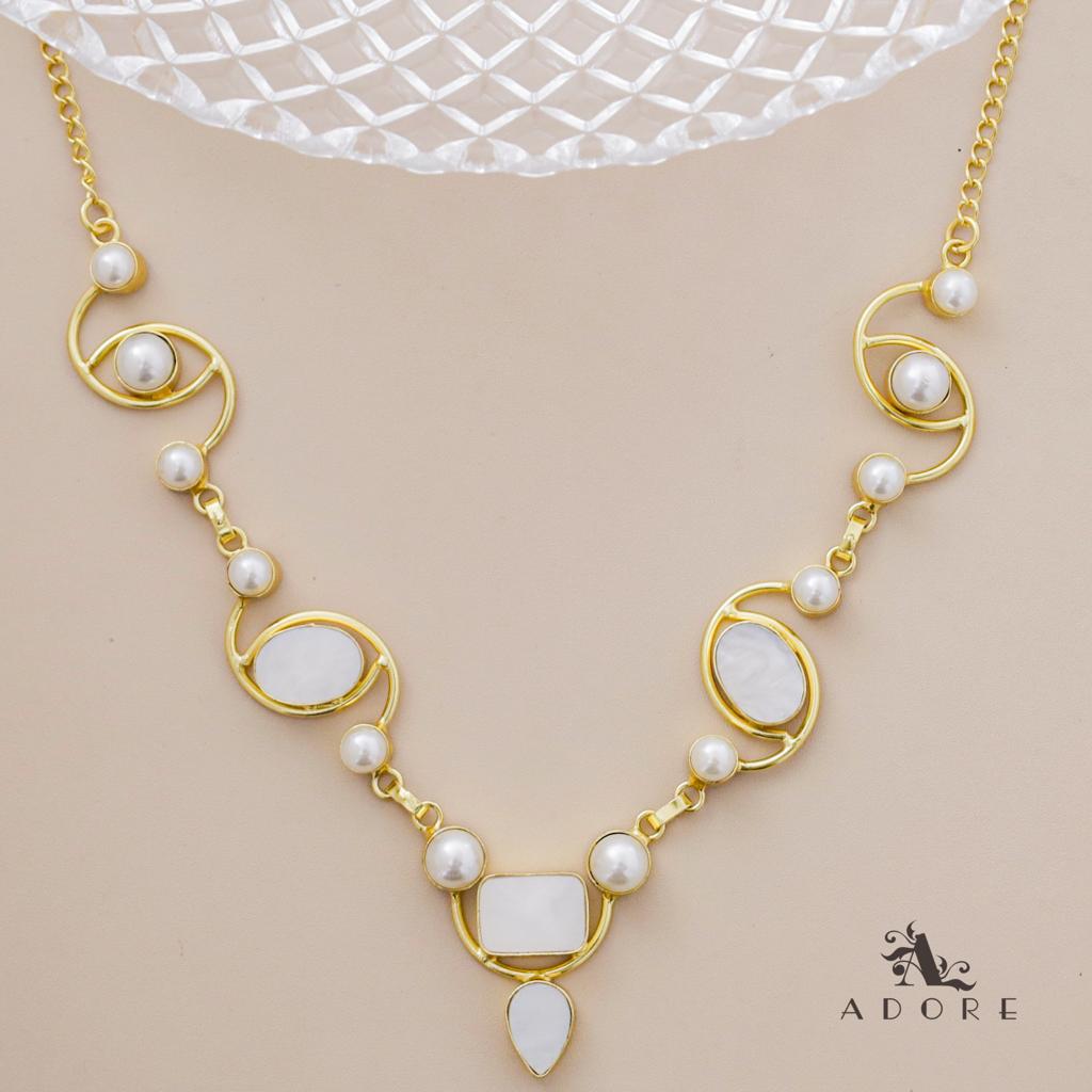 Glossy Oval + Rectangle Drop Pearl Neckpiece