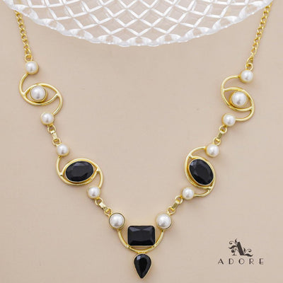 Glossy Oval + Rectangle Drop Pearl Neckpiece