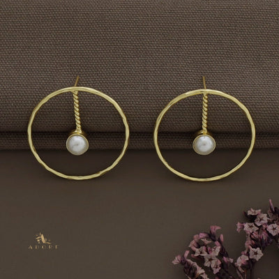 Hammered Circle Twisted Glossy Earring