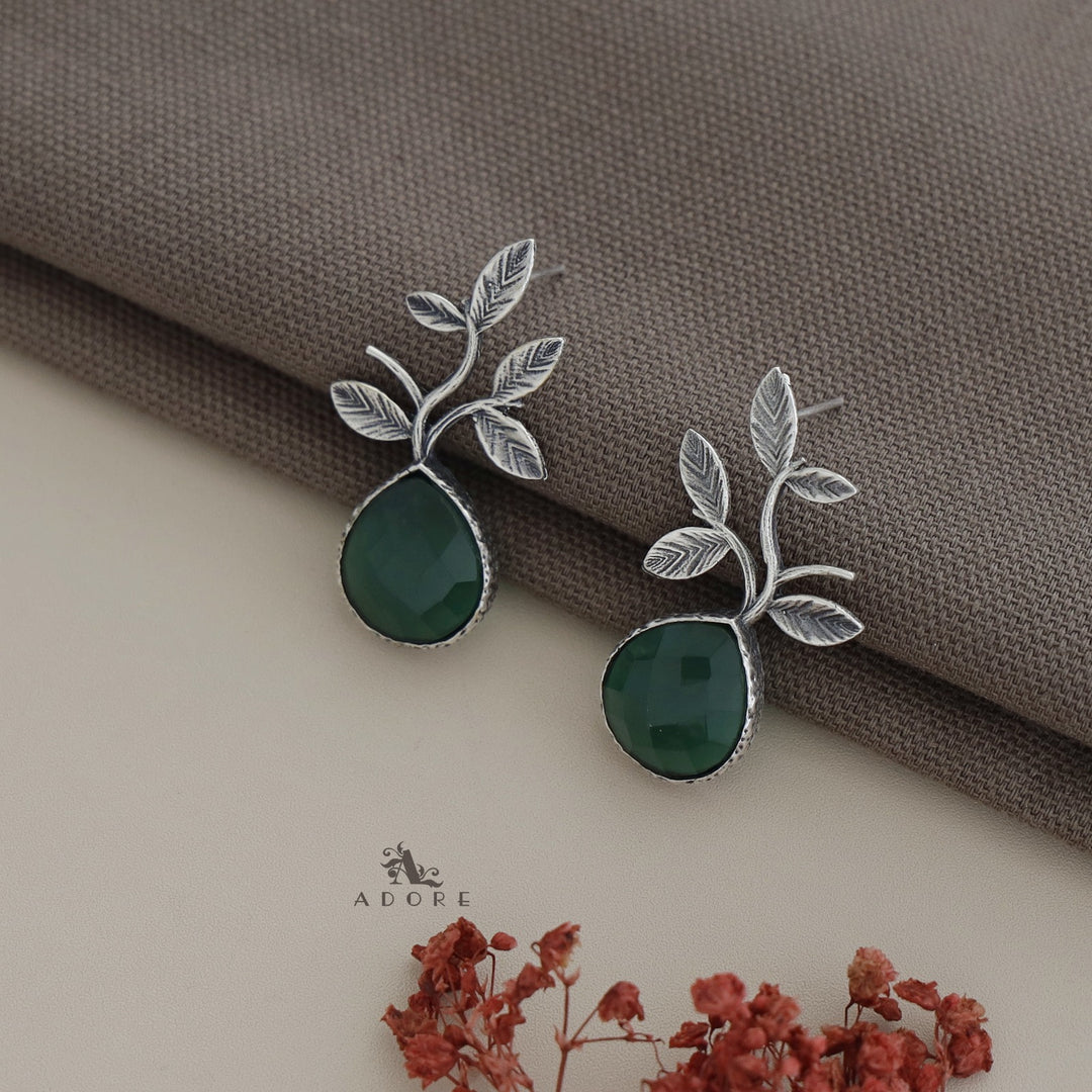Ganya Silver Leafy Glossy Earring