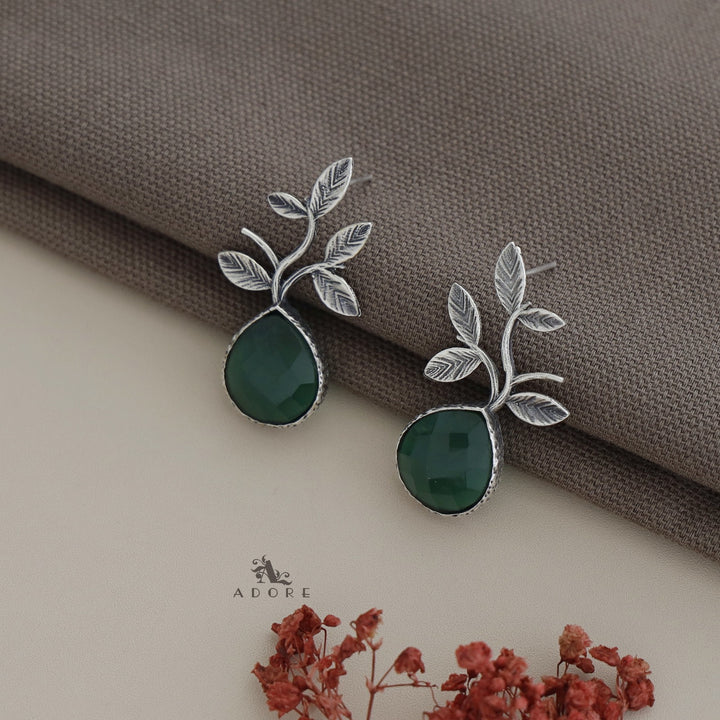 Ganya Silver Leafy Glossy Earring