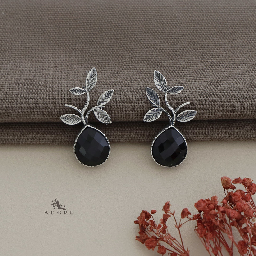 Ganya Silver Leafy Glossy Earring