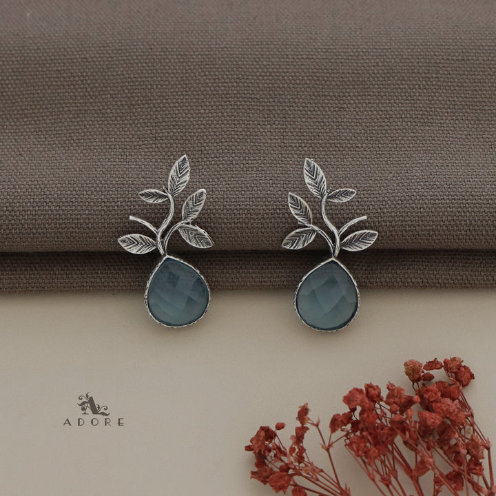 Ganya Silver Leafy Glossy Earring