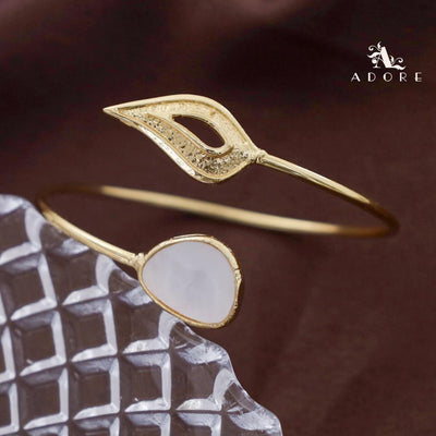 Abriana Glossy Leafy Bangle