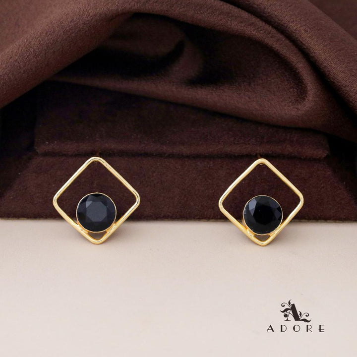 Golden Diamond Round Glossy Stud
