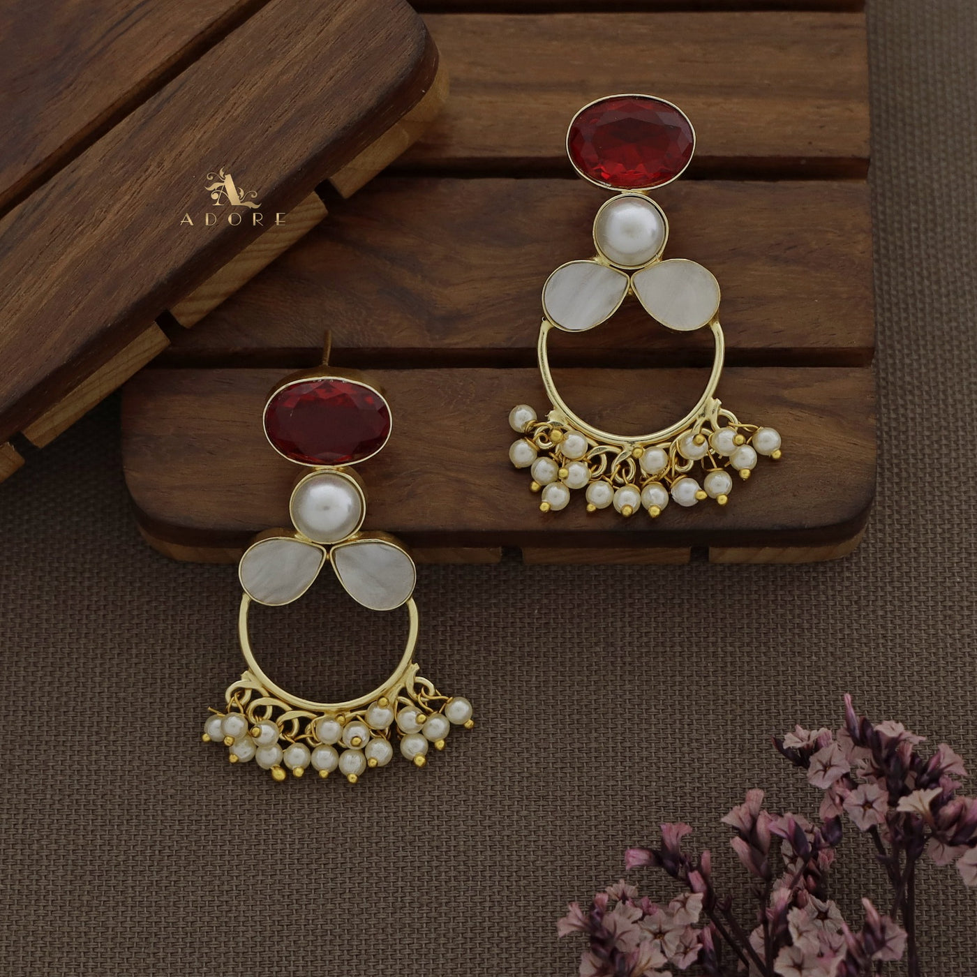 Glossy Oval Pearly MOP Earring