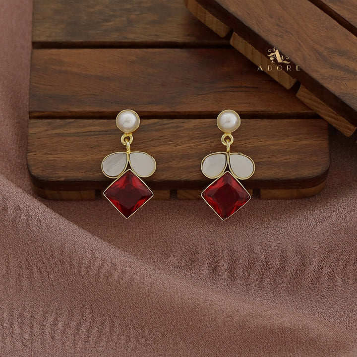 Pearl MOP Glossy Diamond Earring