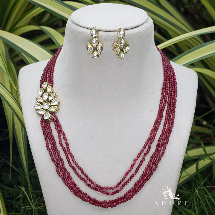 Sukriti Onyx Kundan  Neckpiece With Earring
