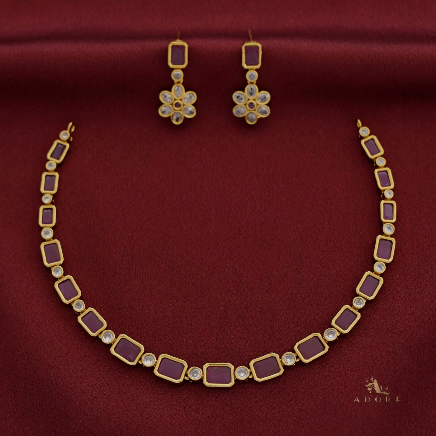 Krithika Short Neckpiece With Earring