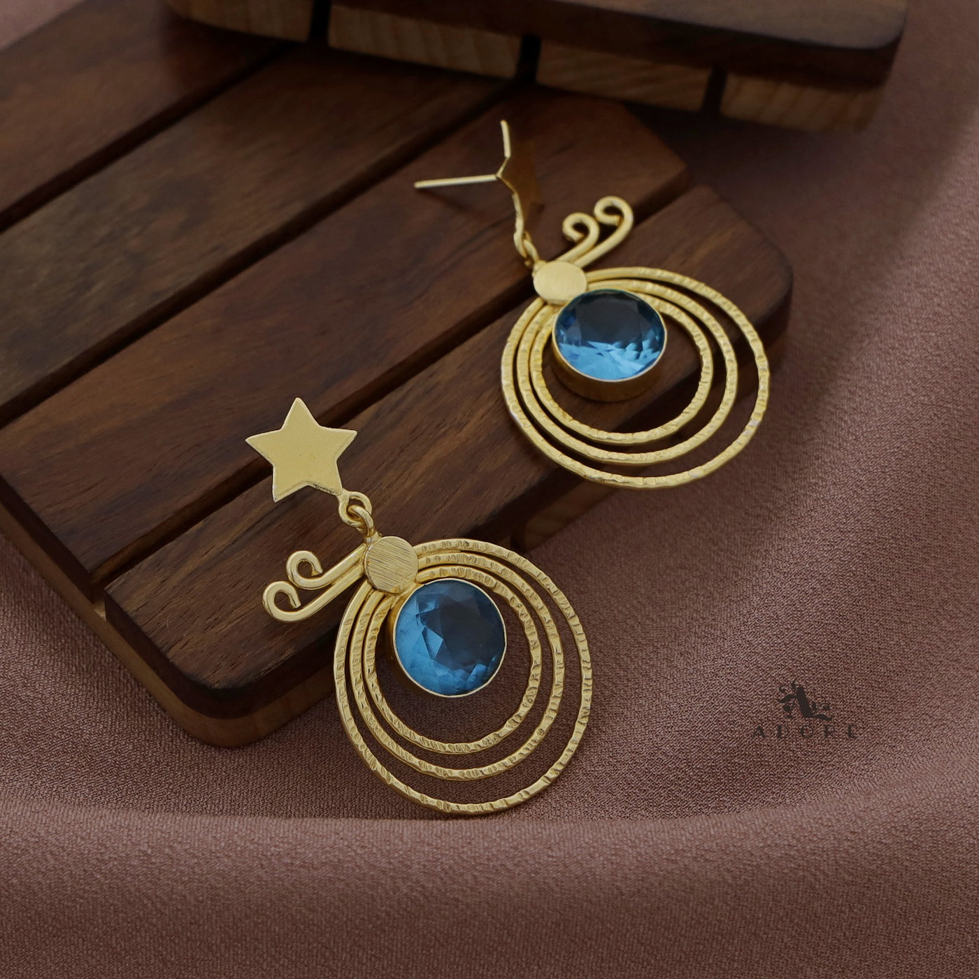 Golden Star Hammered 3 Layer Circle Glossy Earring