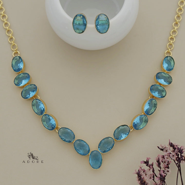 Glam Neckpiece Plus Stud