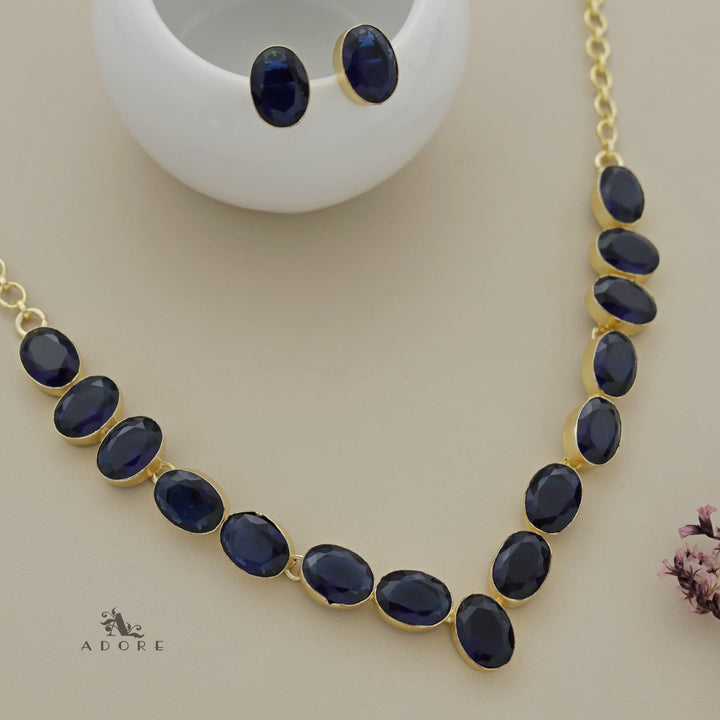 Glam Neckpiece Plus Stud