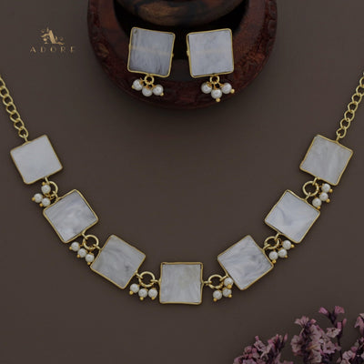 Palika Square MOP Choker / Short Neckpiece With Earring