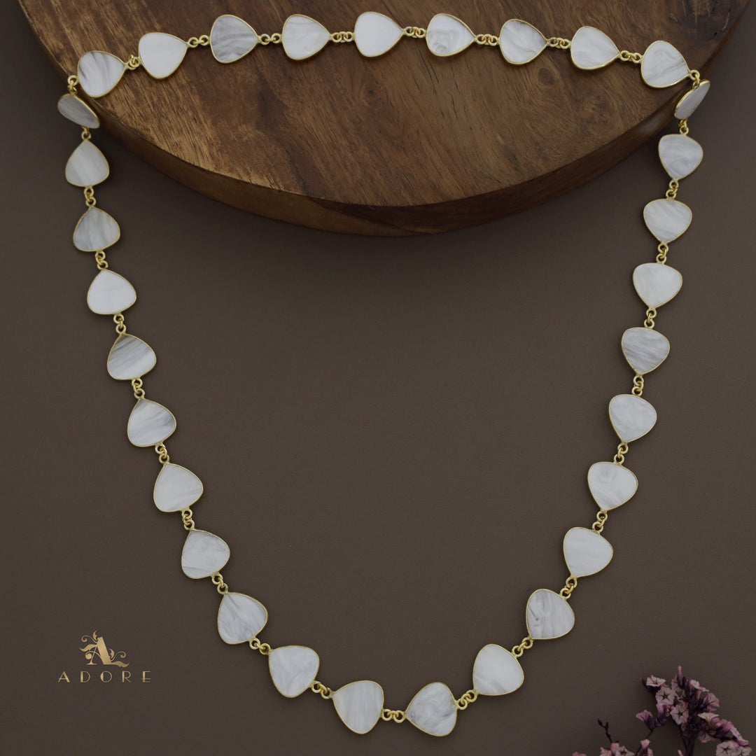 Nyka Curvy Triangle MOP Long Neckpiece