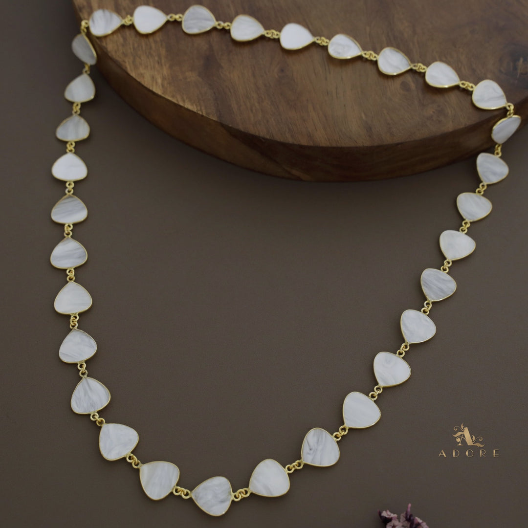 Nyka Curvy Triangle MOP Long Neckpiece