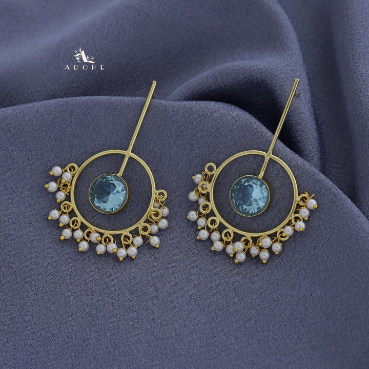 Golden Circle Pendulum Pearl Earring