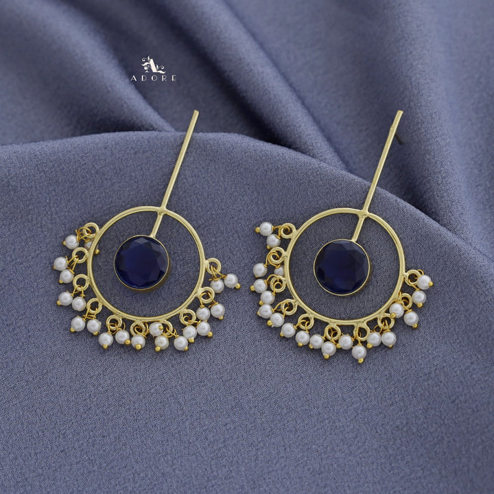 Golden Circle Pendulum Pearl Earring