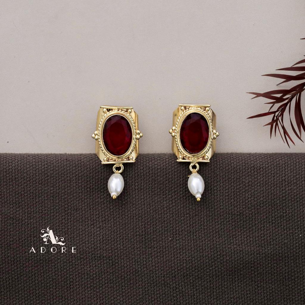 Glossy Twisted Dotted  Oval Pearl Earring