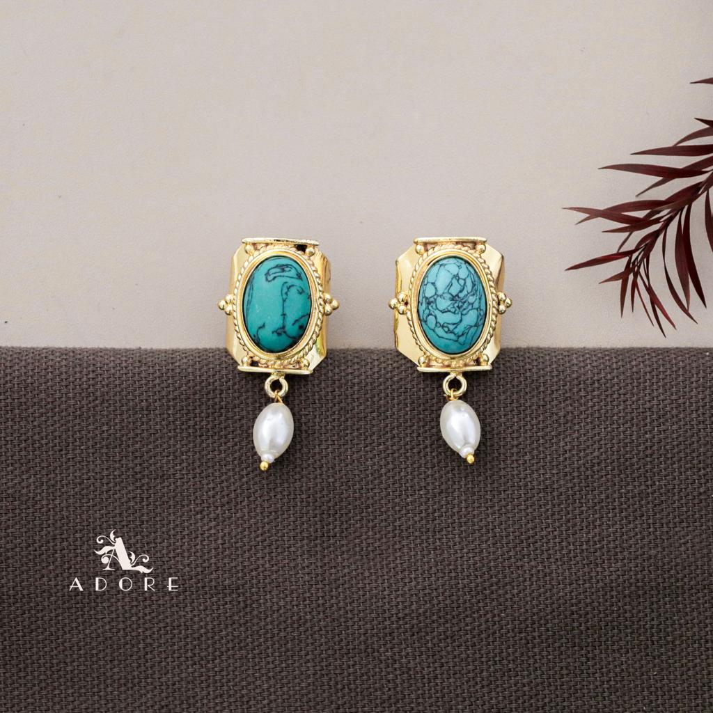 Glossy Twisted Dotted  Oval Pearl Earring