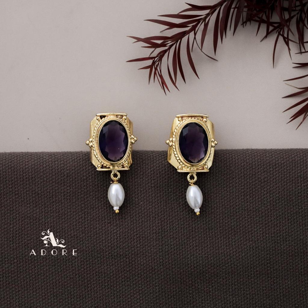 Glossy Twisted Dotted  Oval Pearl Earring