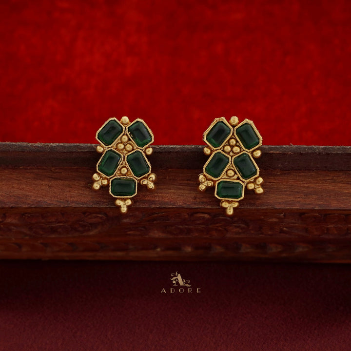 Suchithra Short Neckpiece With Earring