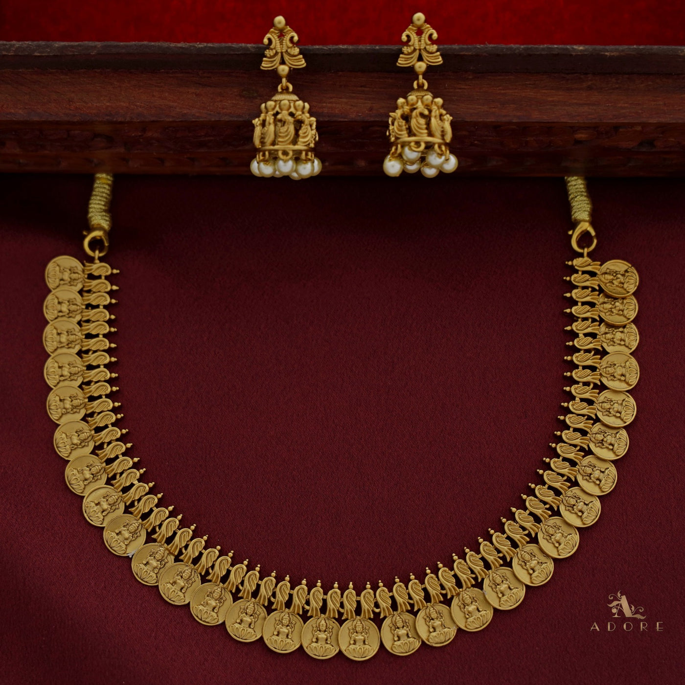 Abhinaya Premium Kashi Short Neckpiece With Jhumka