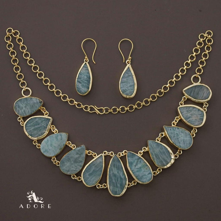 Janitha Raw Stone Neckpiece With Drop Earring