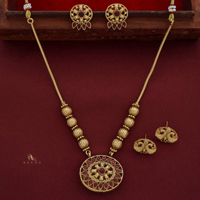 Sauravi Reversible Neckpiece With Earrings
