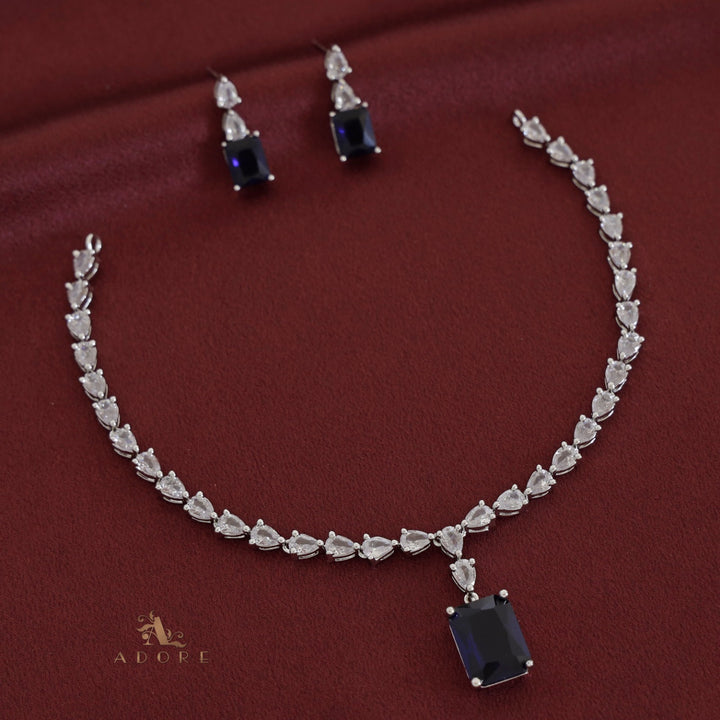 Silver Angelou Glossy Rectangle Drop Neckpiece With Earring