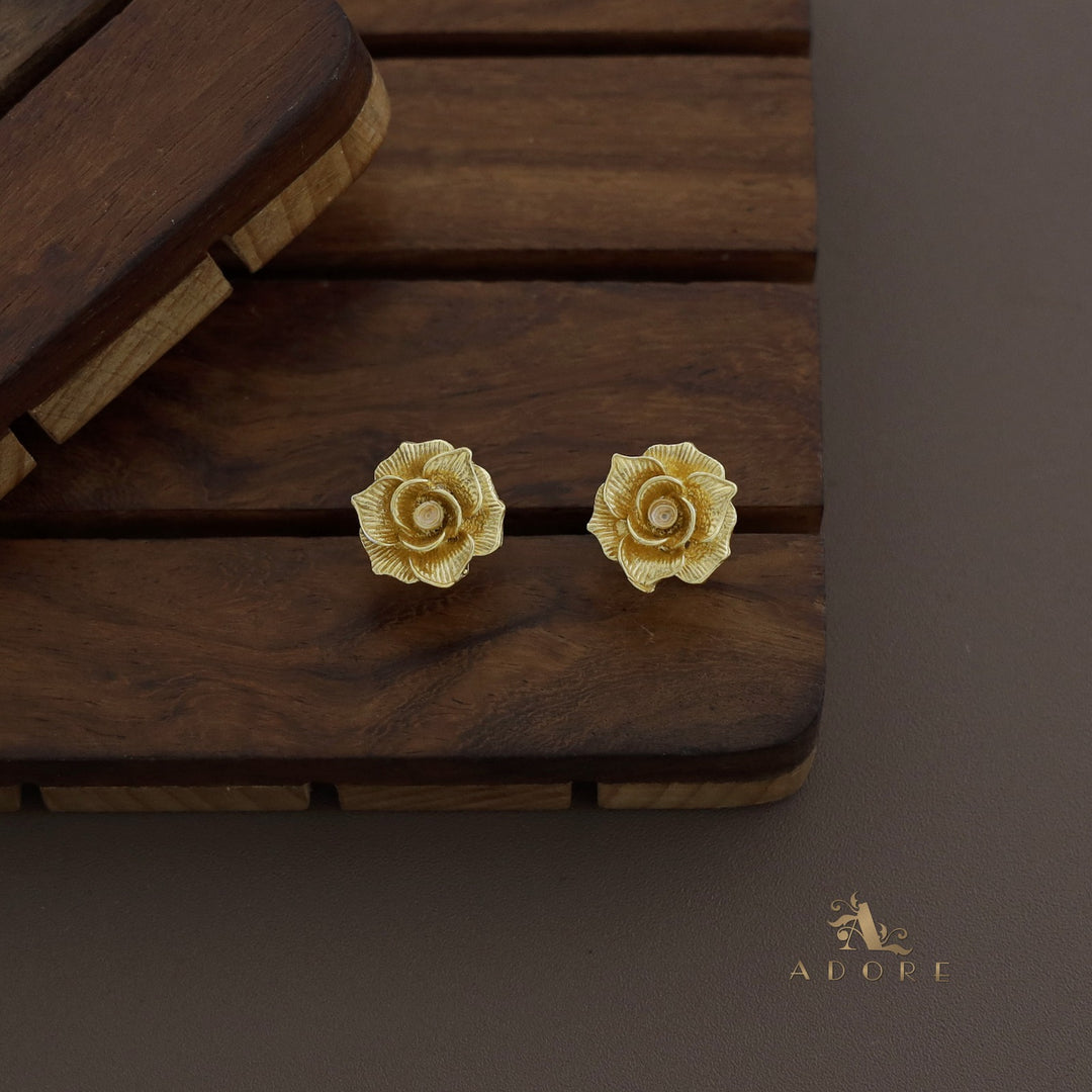 Golden Rose Flower Short Neckpiece With Stud