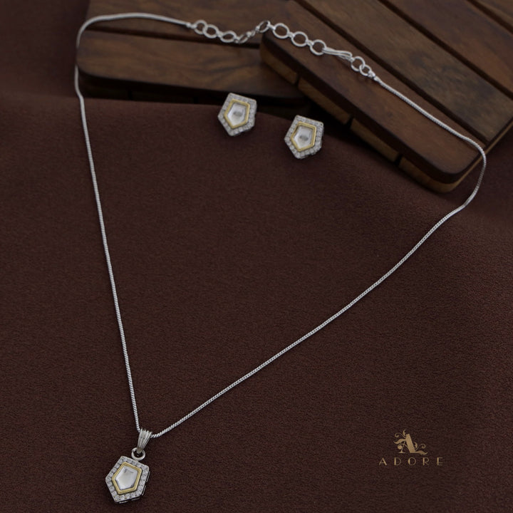 Aashi Silver kundan Neckpiece With Stud