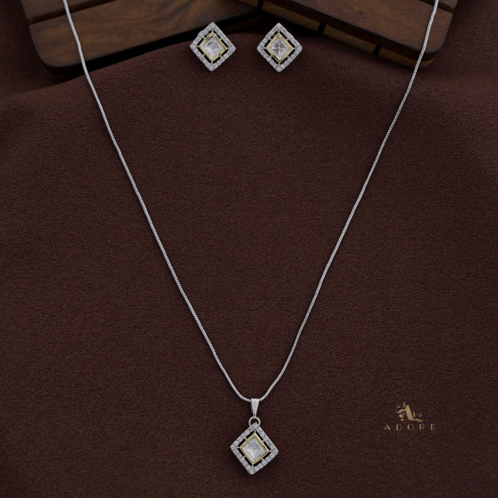 Aashi Silver kundan Neckpiece With Stud