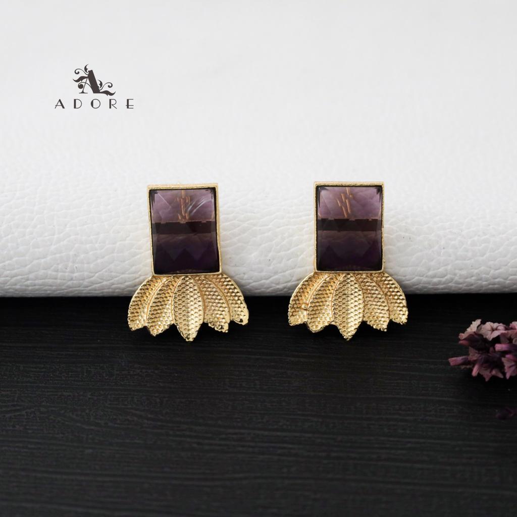 Glossy Rectangle Dotted Leafy Earring