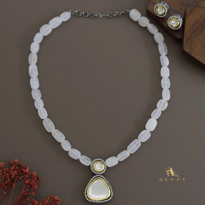 Lavanika  kundan Neckpiece With Stud