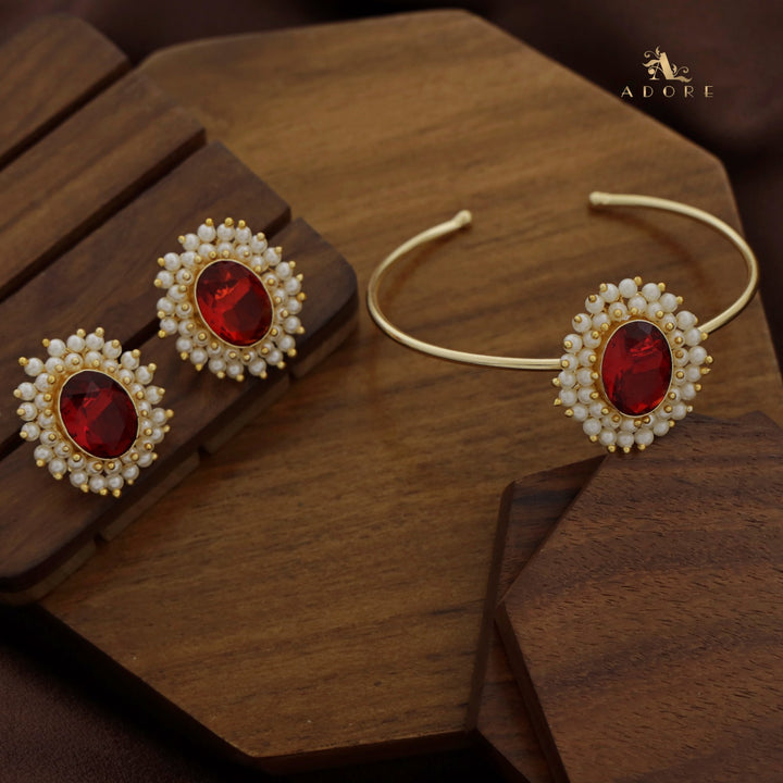 Glossy Halina Pearl Bracelet With Earring