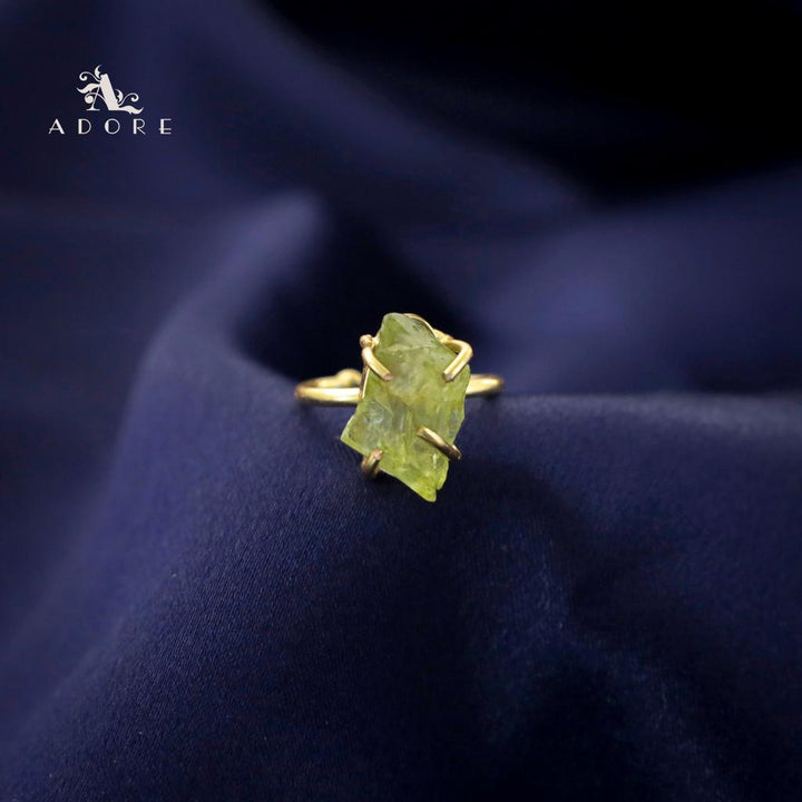 Dilrupa Raw Stone Ring
