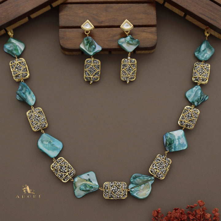 Vamshika Baroque Neckpiece With Earring ( Dyed Baroque )