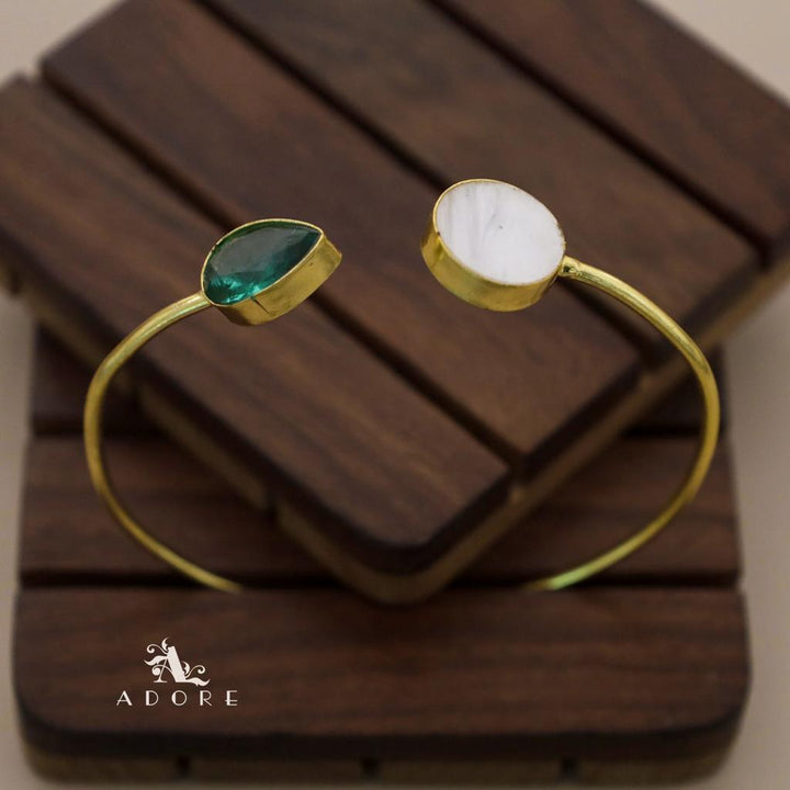 Round MOP Glossy Drop Bangle