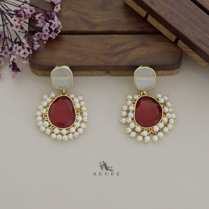 Meara Glossy Cluster Pearl  Earring